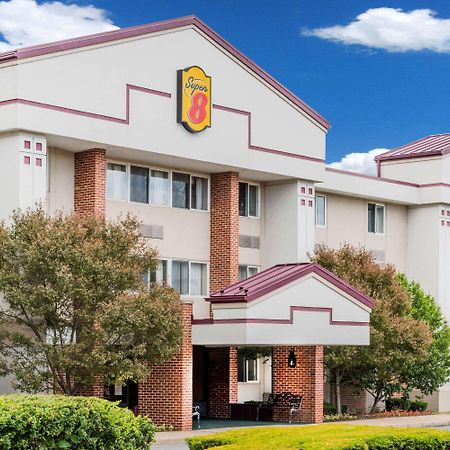Super 8 By Wyndham State College Exterior foto